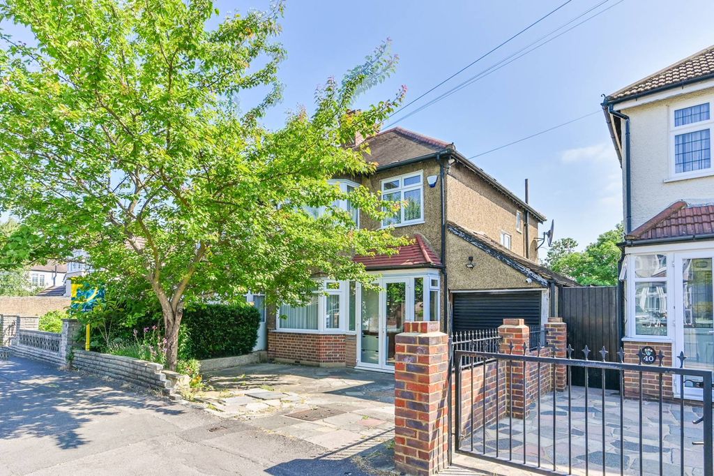 Property photo 2 of 15
