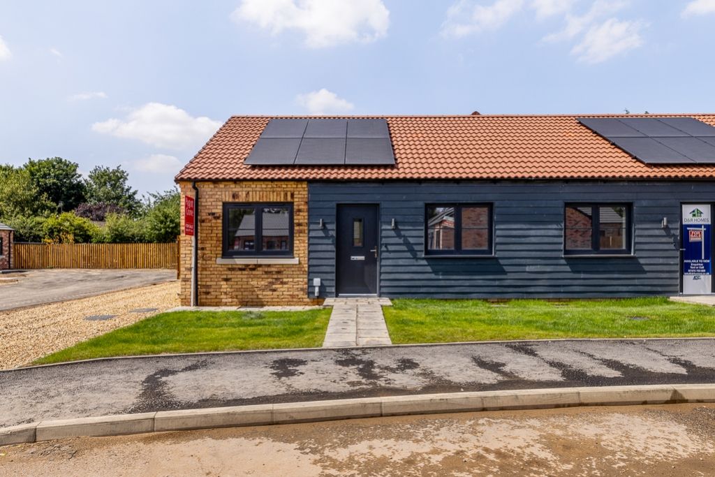 Property photo 3 of 17 Plot 23