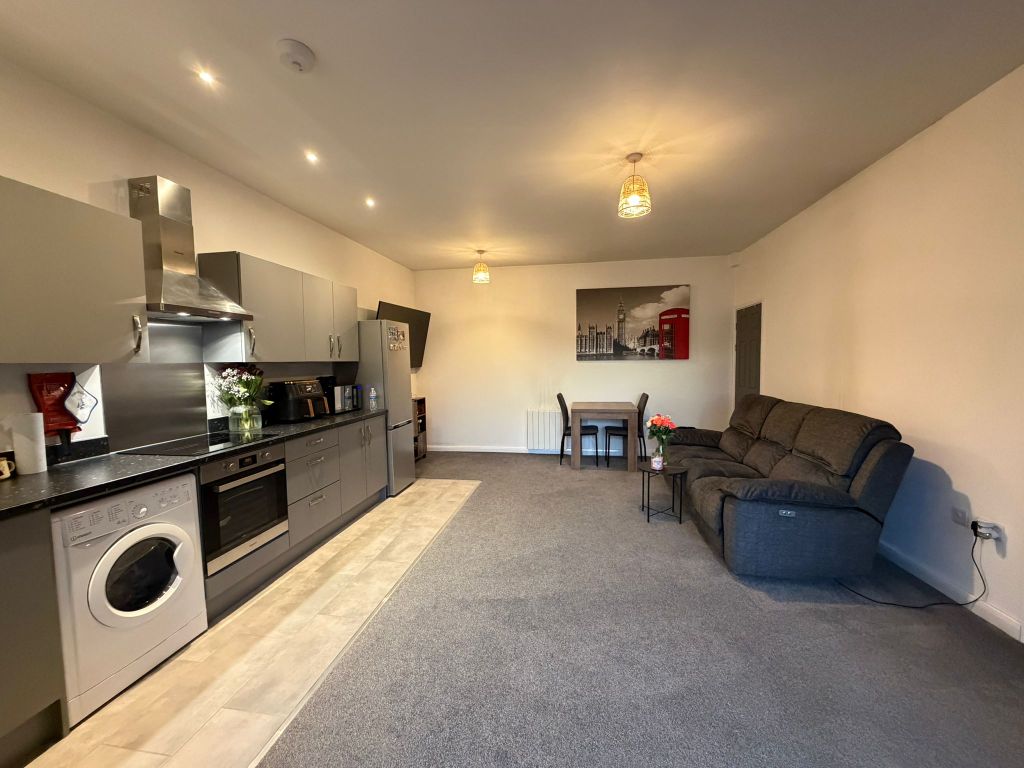 Property photo 2 of 6