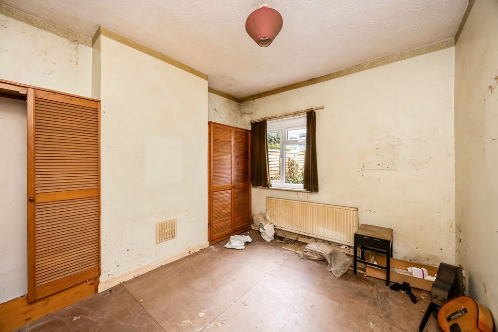 Property photo 3 of 9