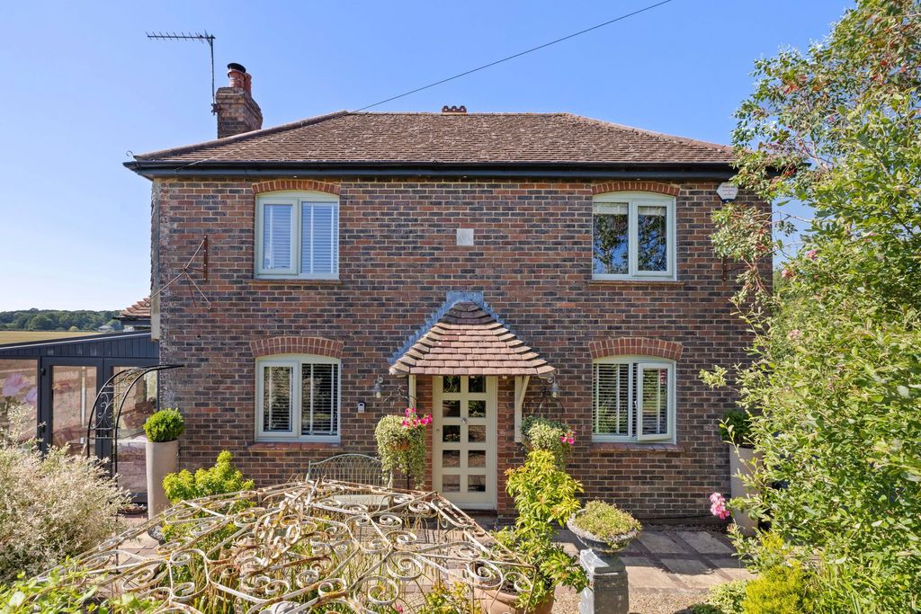 Property photo 3 of 65