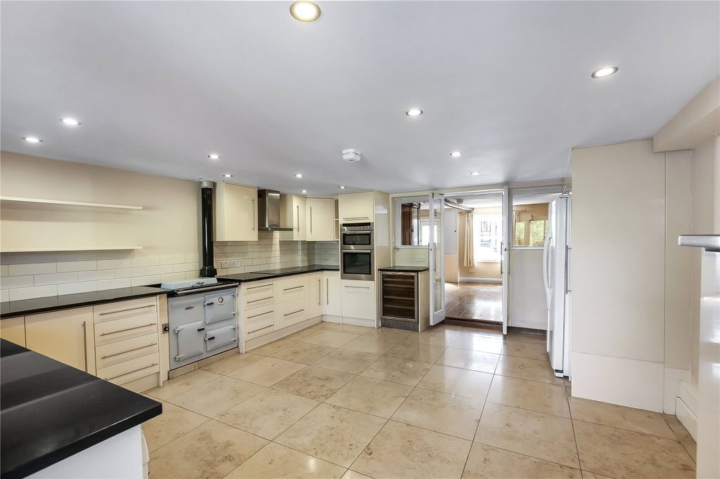 Property photo 3 of 15 Picture No. 03