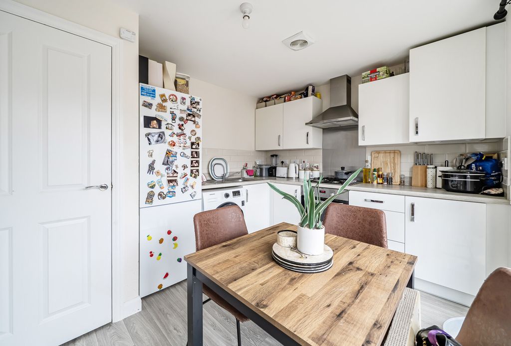 Property photo 2 of 20 1482111-20-6A424E...
