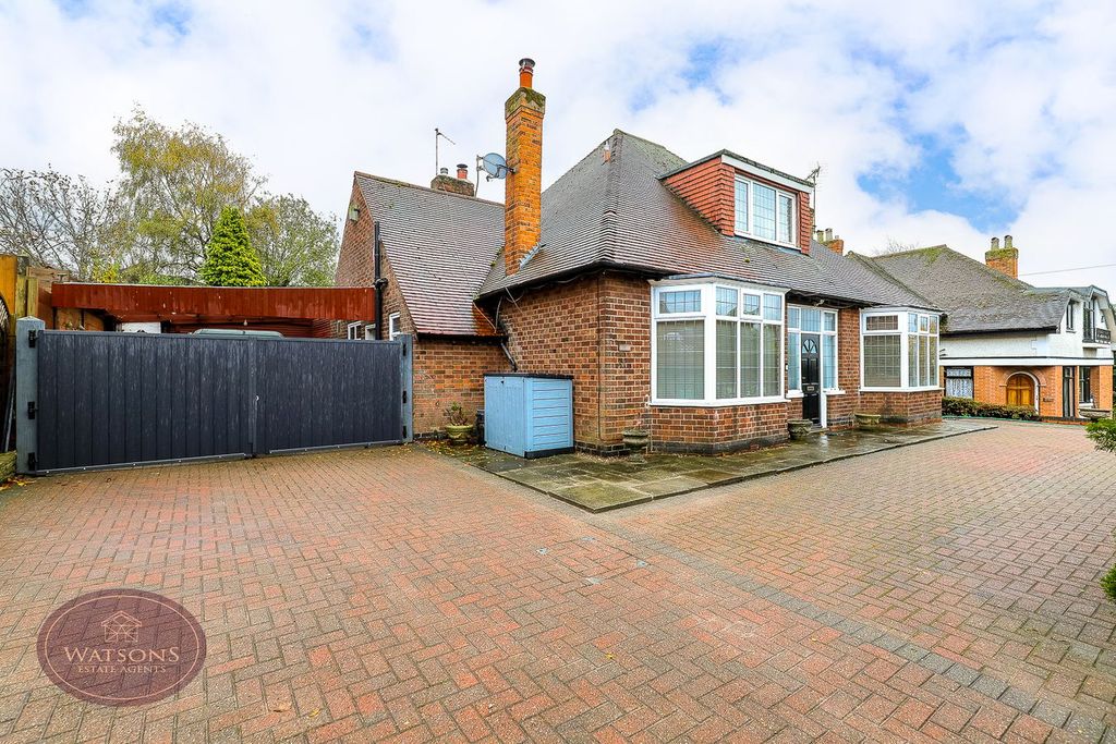 Property photo 1 of 35