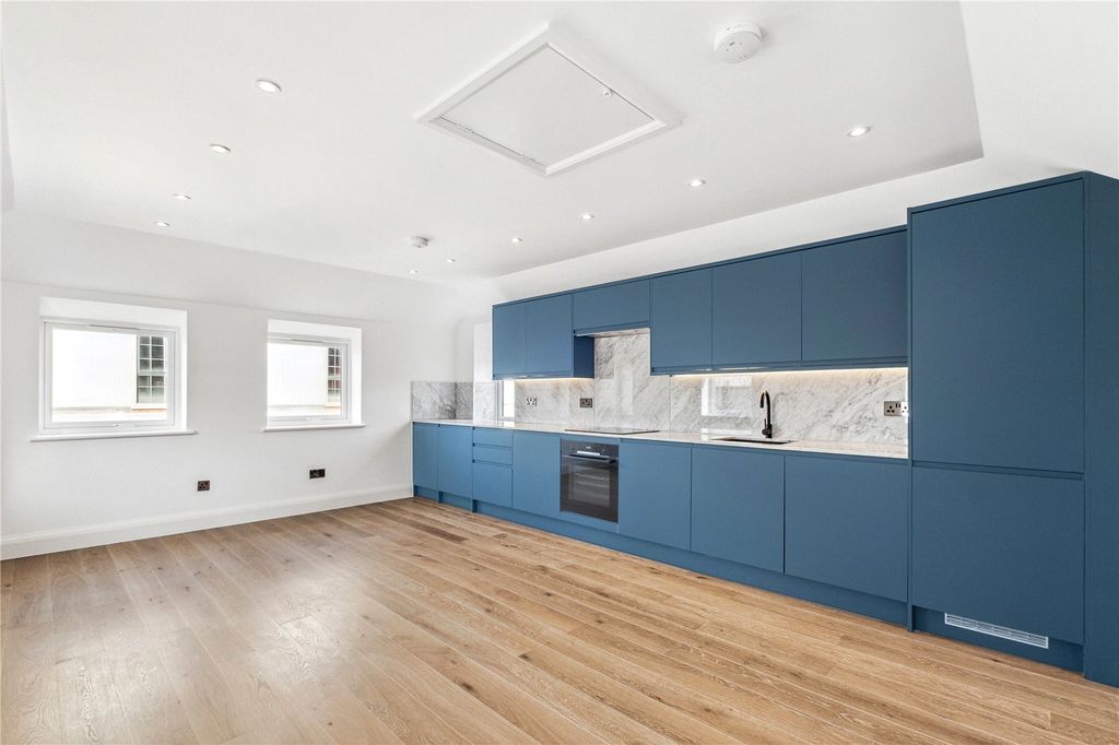Property photo 1 of 12 Kitchen