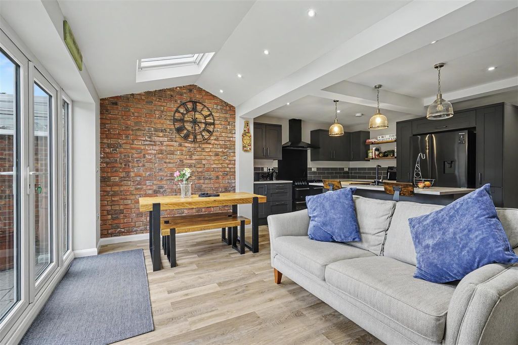 Property photo 3 of 28 Dining/Living Kitchen