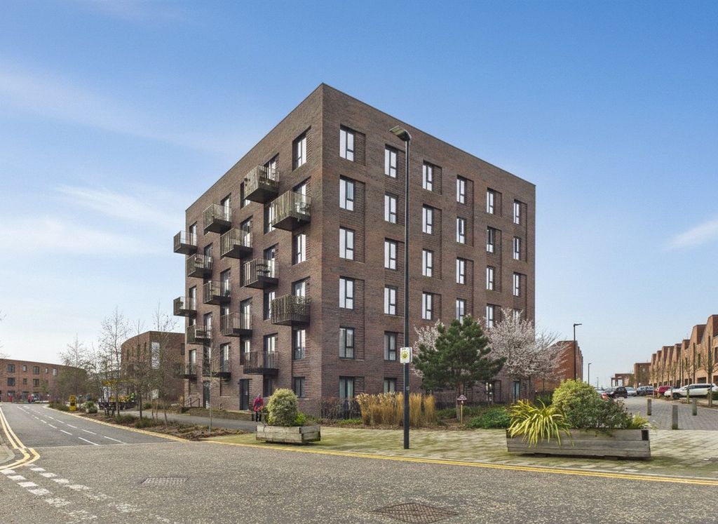 Property photo 1 of 16 Picture No. 21