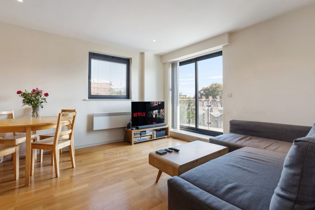 Property photo 1 of 19