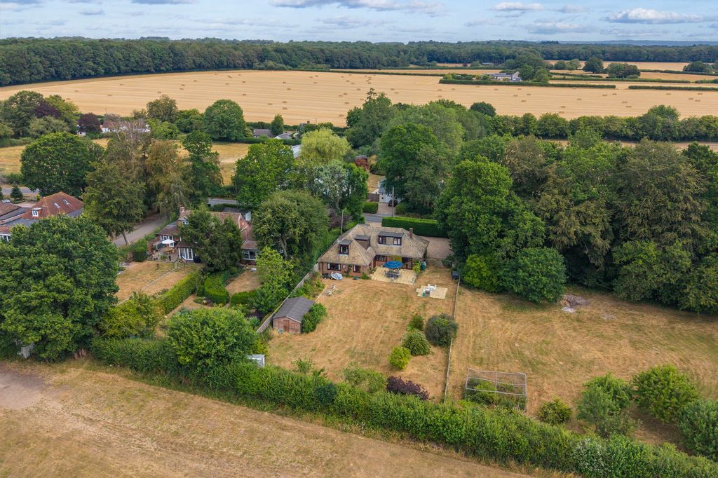 Property photo 2 of 16