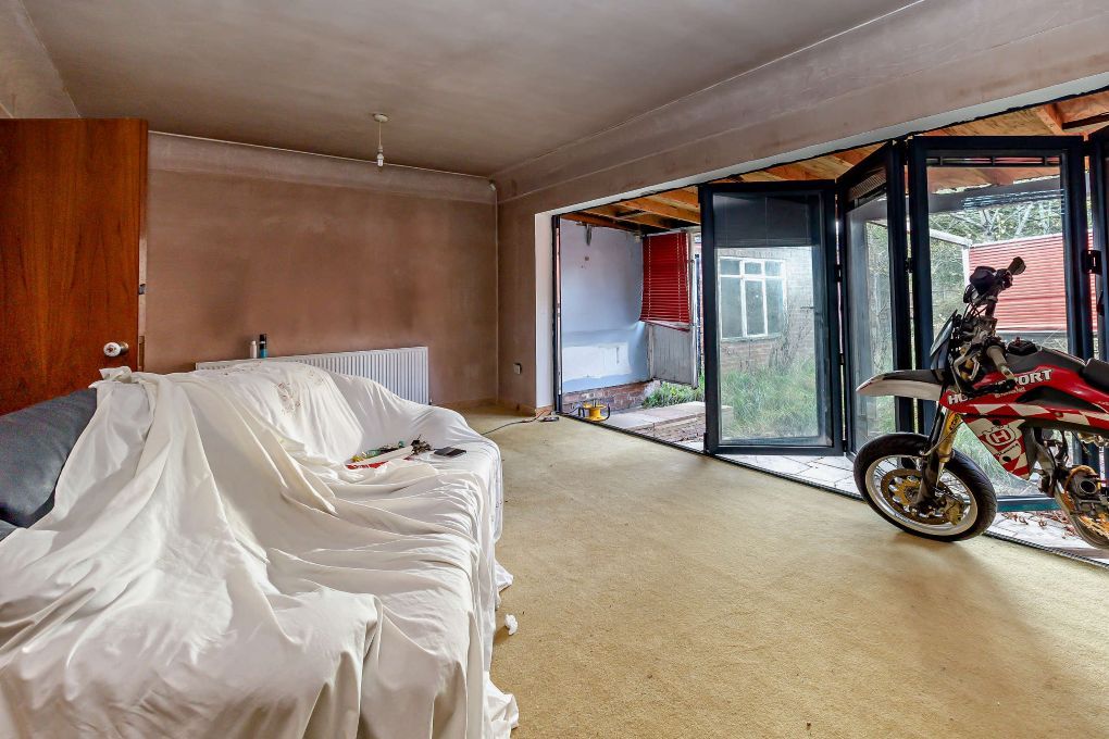 Property photo 2 of 6