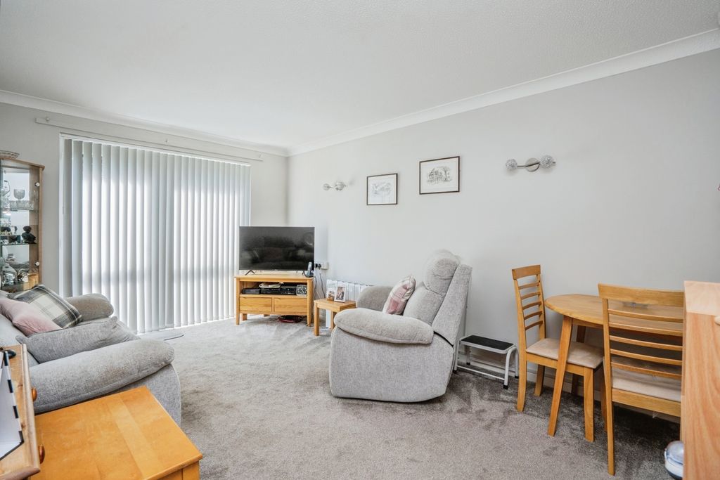 Property photo 1 of 10 Pbox-Img.Jpg