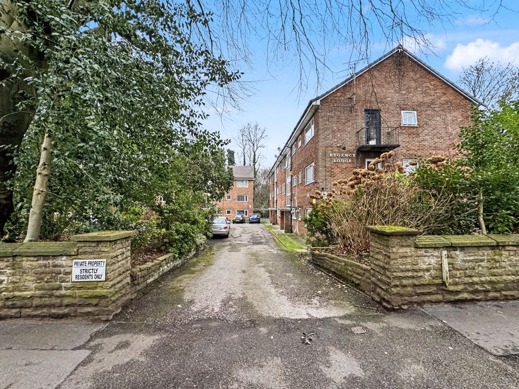 Property photo 2 of 22