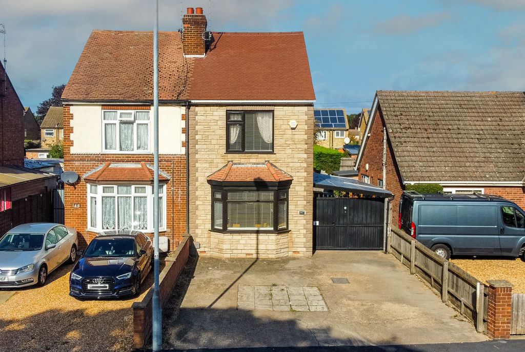 Property photo 1 of 25
