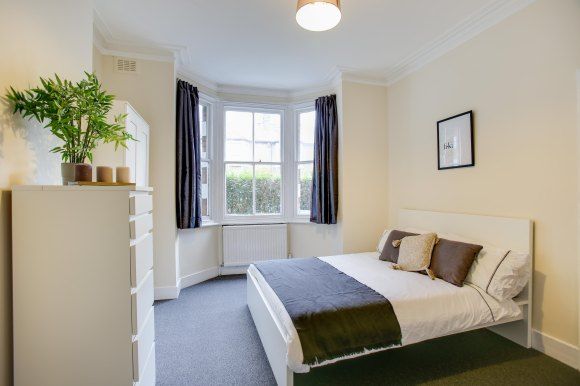 Property photo 2 of 8 65 Alexandria Road, W13-2.Jpg