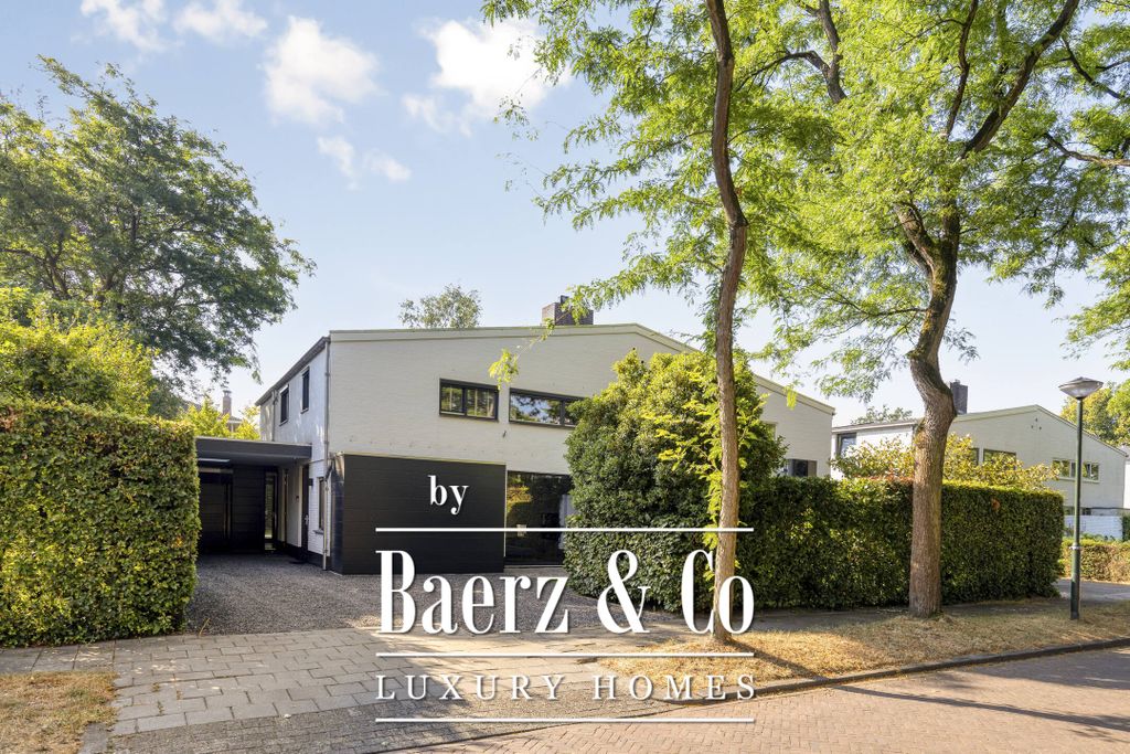 Property photo 1 of 1