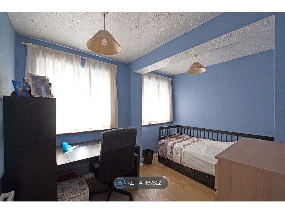Property photo 3 of 16 2nd Bedroom