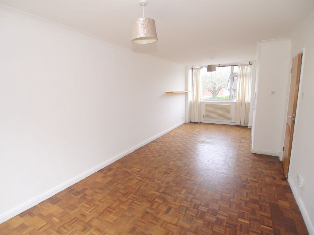 Property photo 3 of 7 Photograph 3