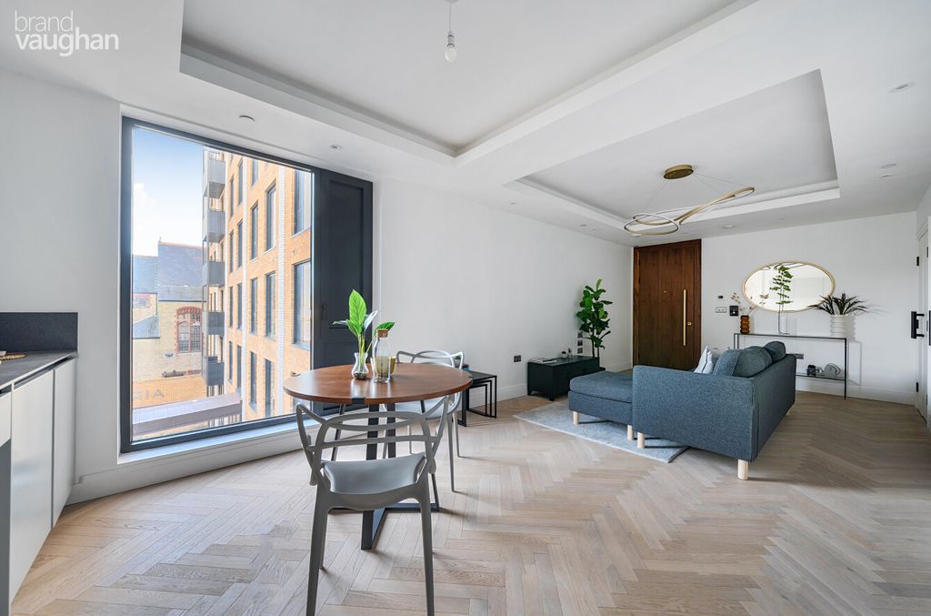 Property photo 2 of 18 74c684F3-97Ea-49d...