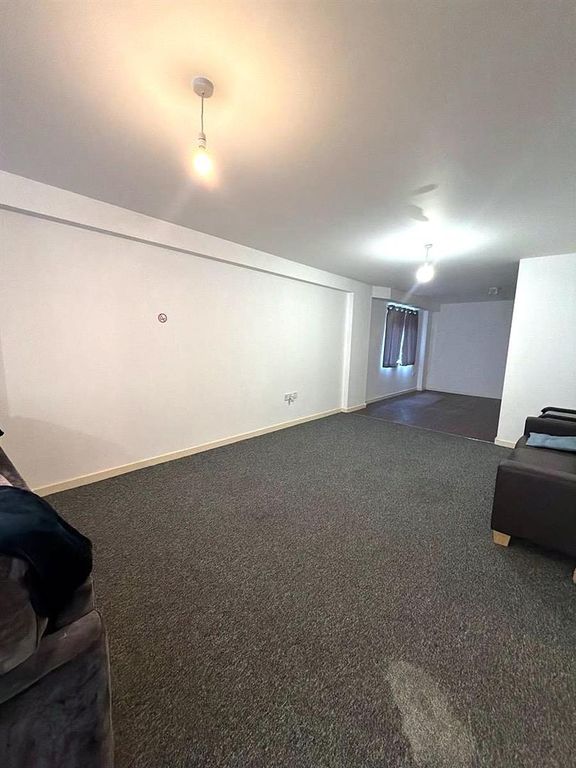 Property photo 3 of 8 1 Compass House - Lounge 2.Jpg