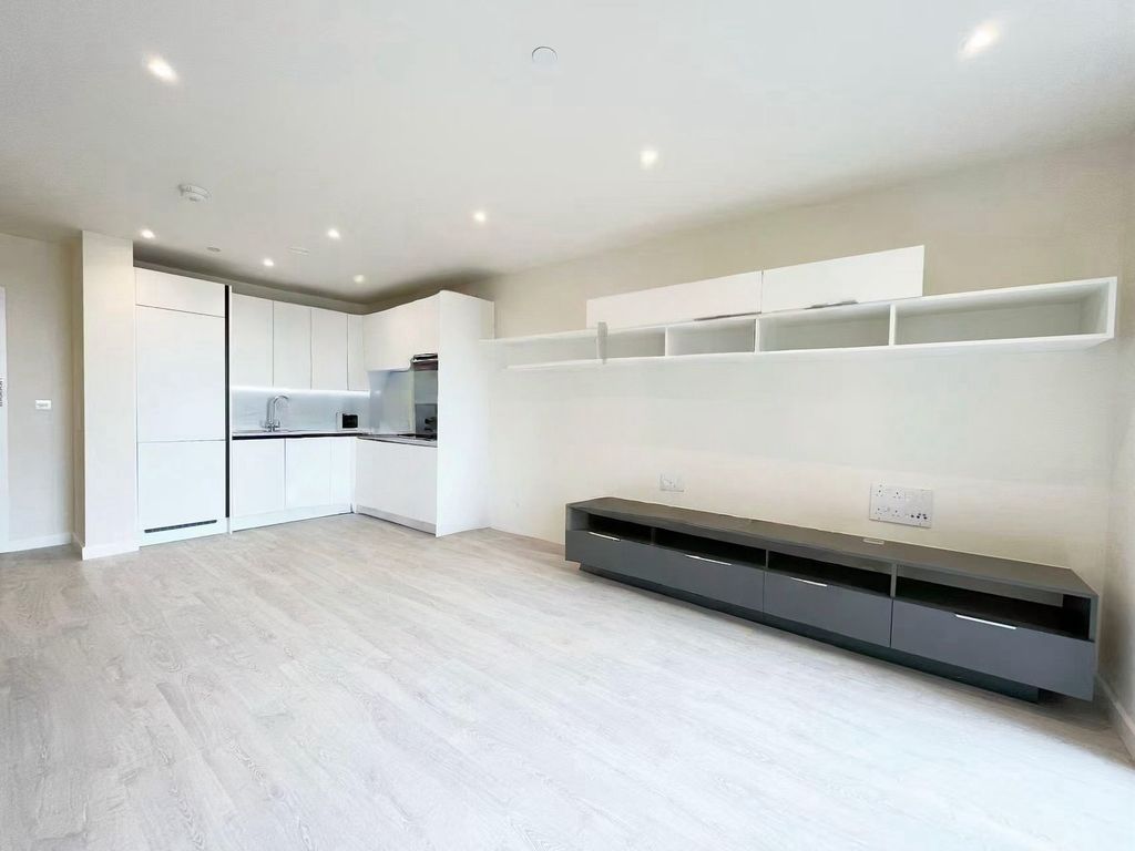 Property photo 2 of 5