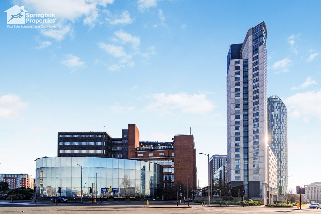 Property photo 1 of 8 Front View