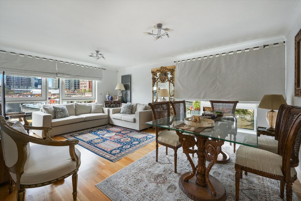 Property photo 1 of 15 Image
