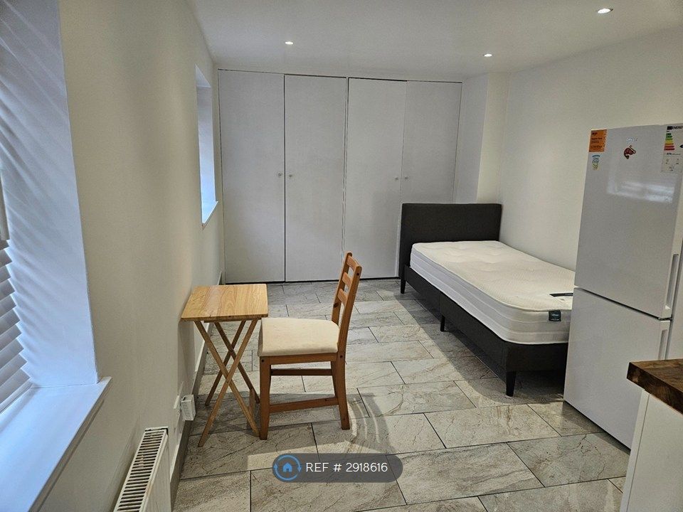 Property photo 1 of 4