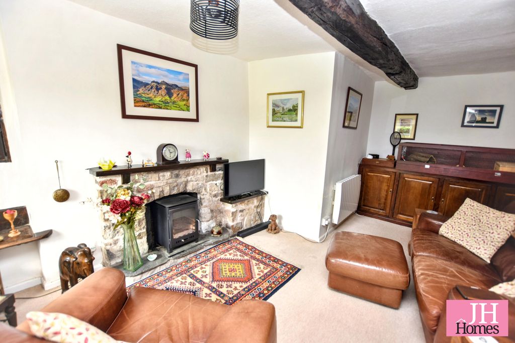 Property photo 3 of 24