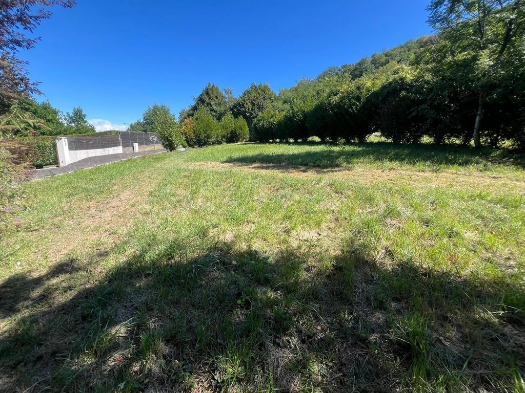 Property photo 1 of 2 Allinges - Building Plot Of 847 Sqm