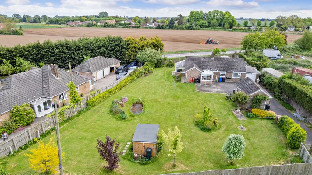 Property photo 1 of 29