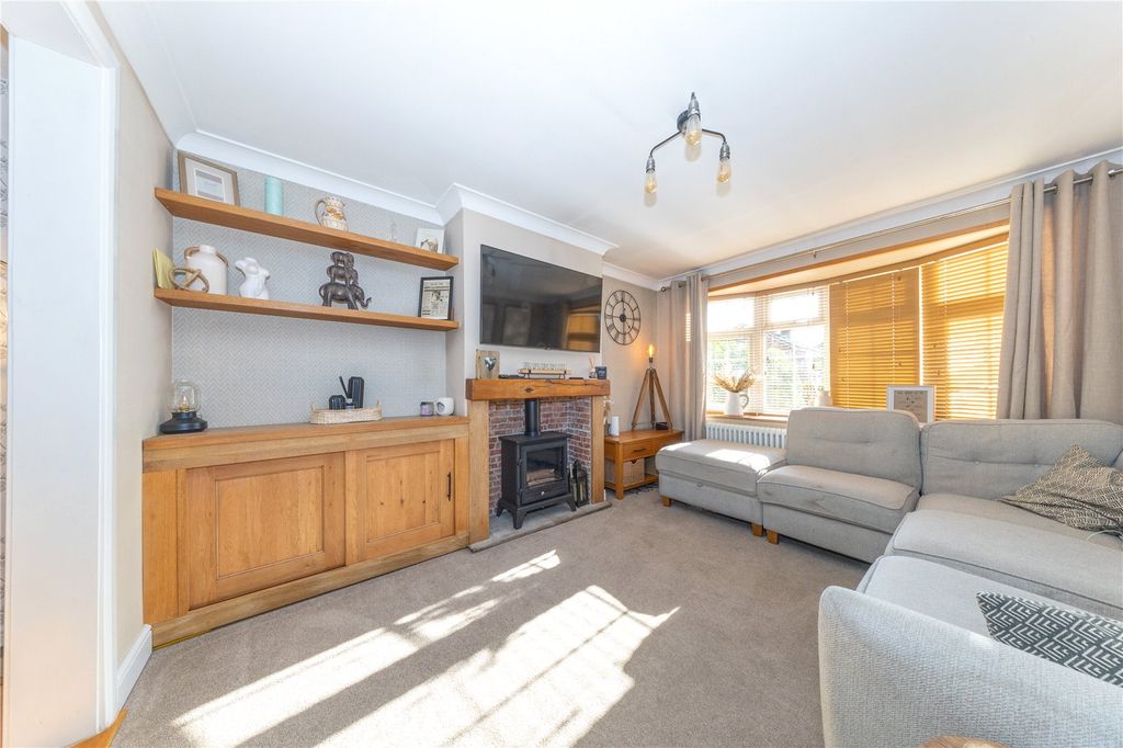 Property photo 3 of 28 Picture No. 24