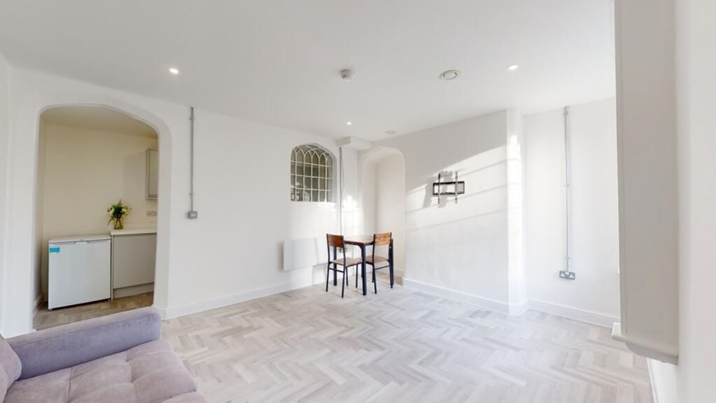 Property photo 3 of 8 A Bright And Spacious Modern Living Room, Perfect ...