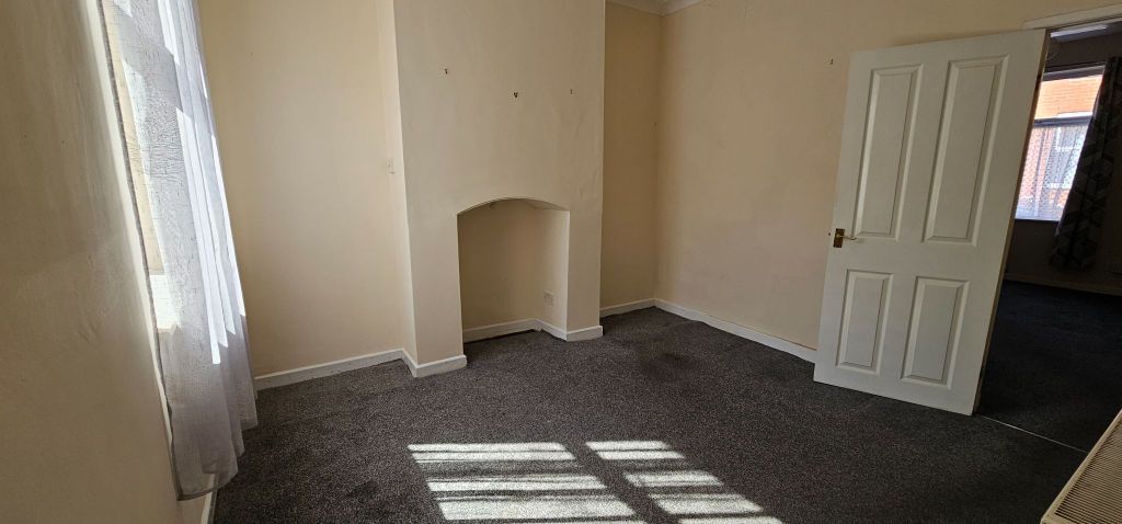 Property photo 3 of 9 Dinning Room