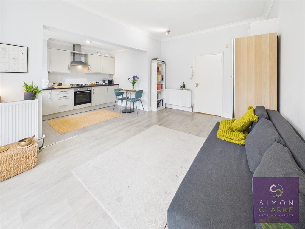 Property photo 3 of 10 Cam05425G0-Pr0093-Still008.Jpg