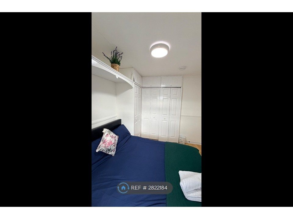 Property photo 3 of 25