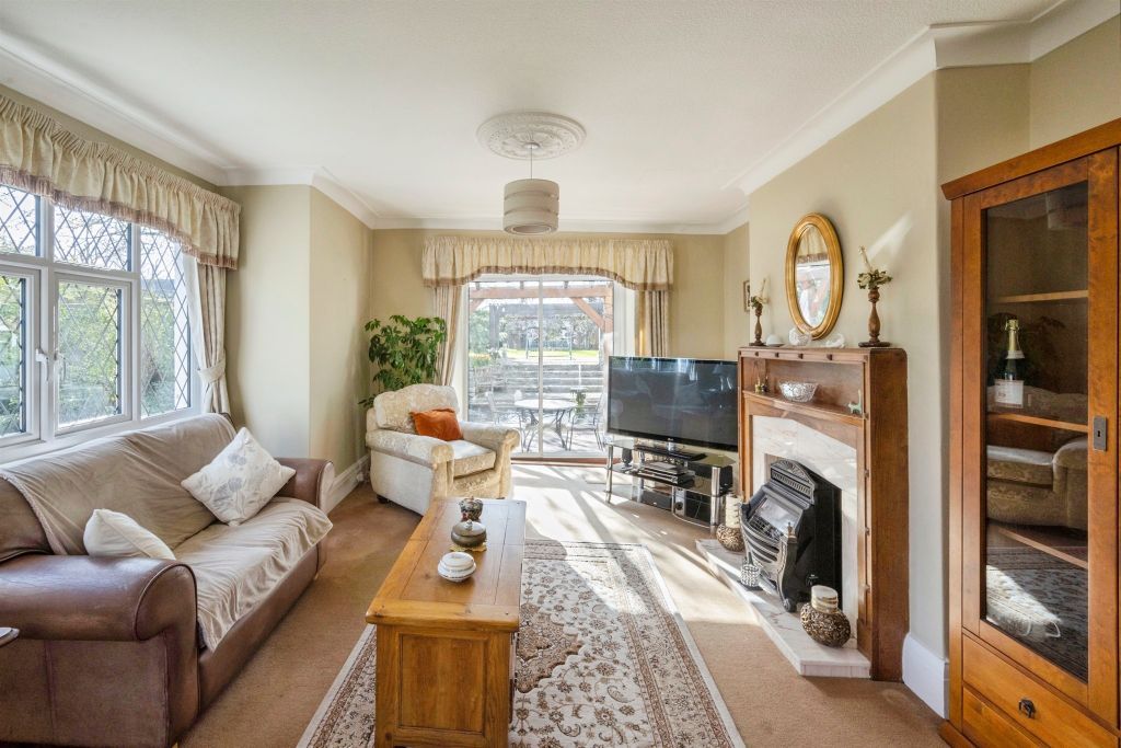 Property photo 3 of 21