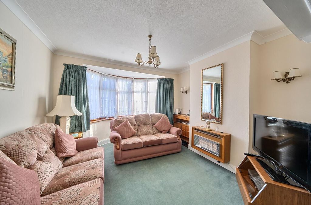 Property photo 2 of 12 Davidson Frost-Wellings, Dfw, Dryden Road, Living