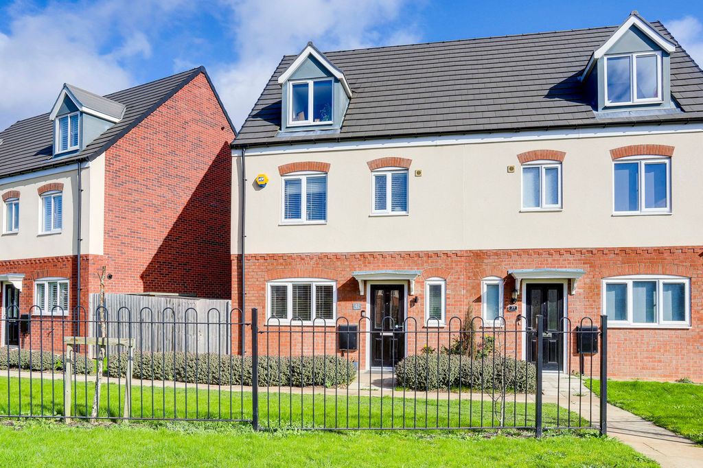 Property photo 1 of 20