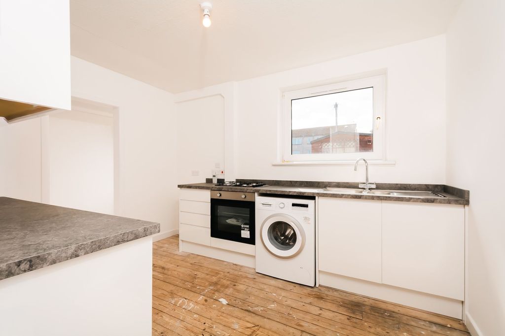 Property photo 1 of 16 Kitchen