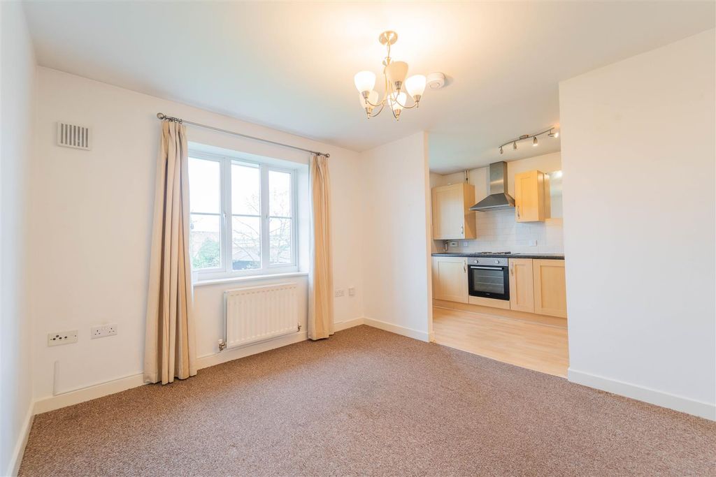 Property photo 2 of 21 Dom07005.Jpg