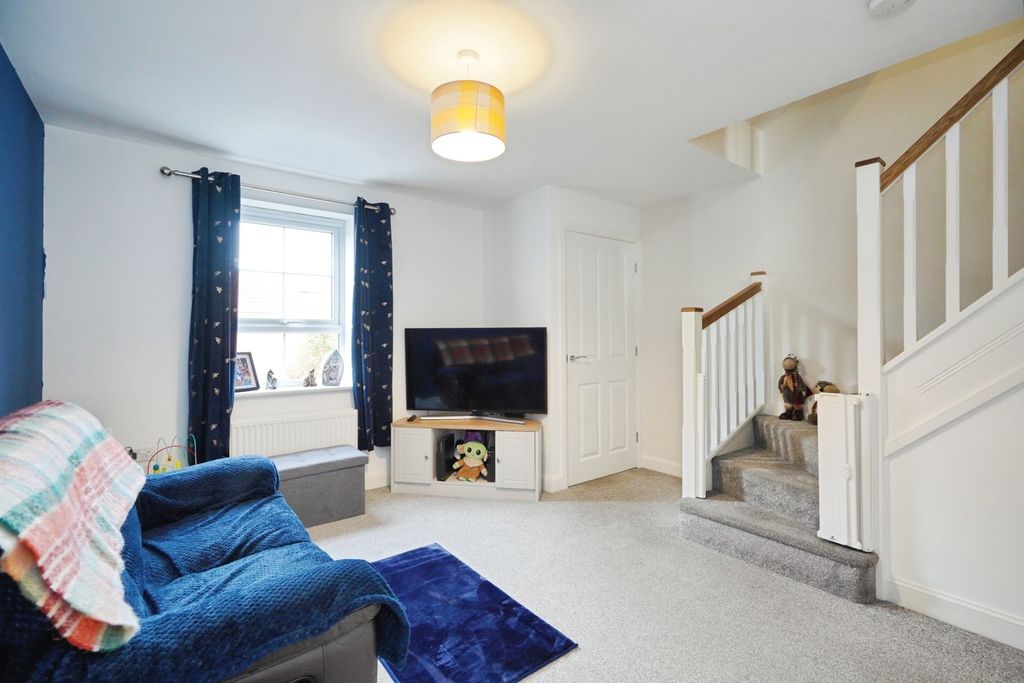 Property photo 2 of 14 Pbox-Img.Jpg