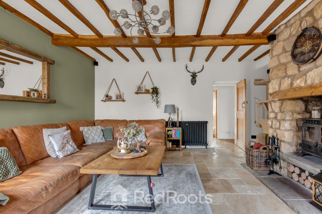 Property photo 2 of 27 5144802