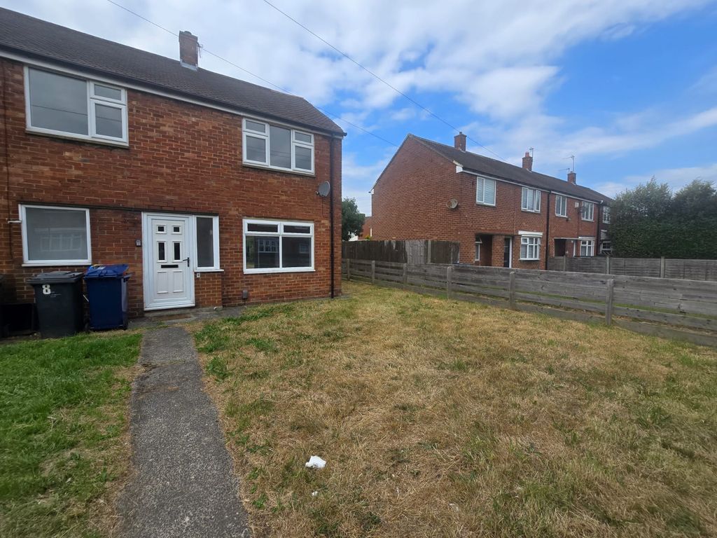 Property photo 1 of 16 3 Bed End Link