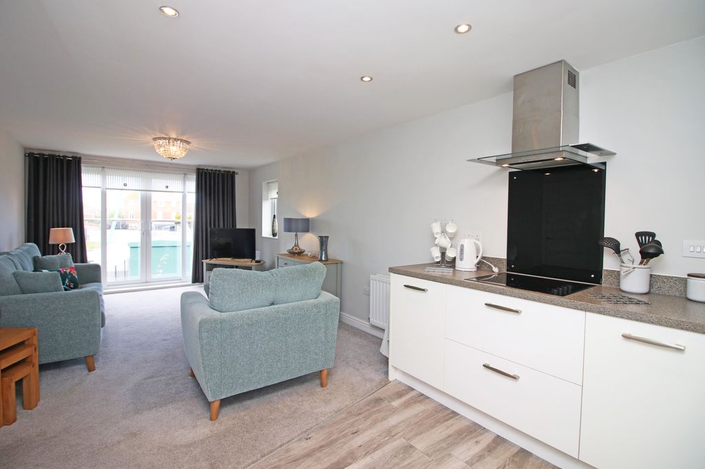 Additional image 4 of 2 bed flat for saleBeacon House, Bulkhead Drive, Fleetwood FY7