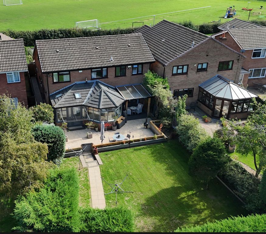 Property photo 1 of 31