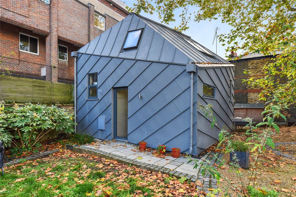 Property photo 1 of 11 Picture No. 21