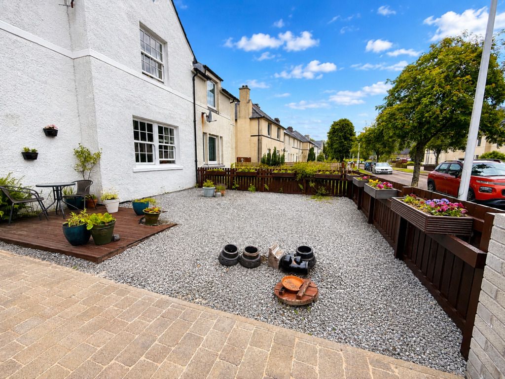 Property photo 3 of 31