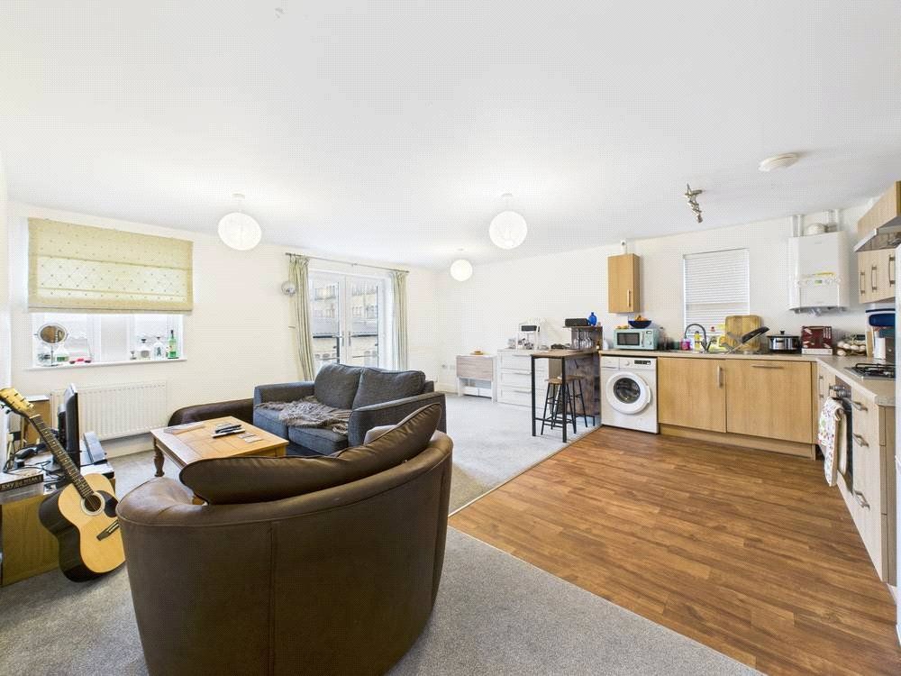 Property photo 2 of 16 Picture No. 02