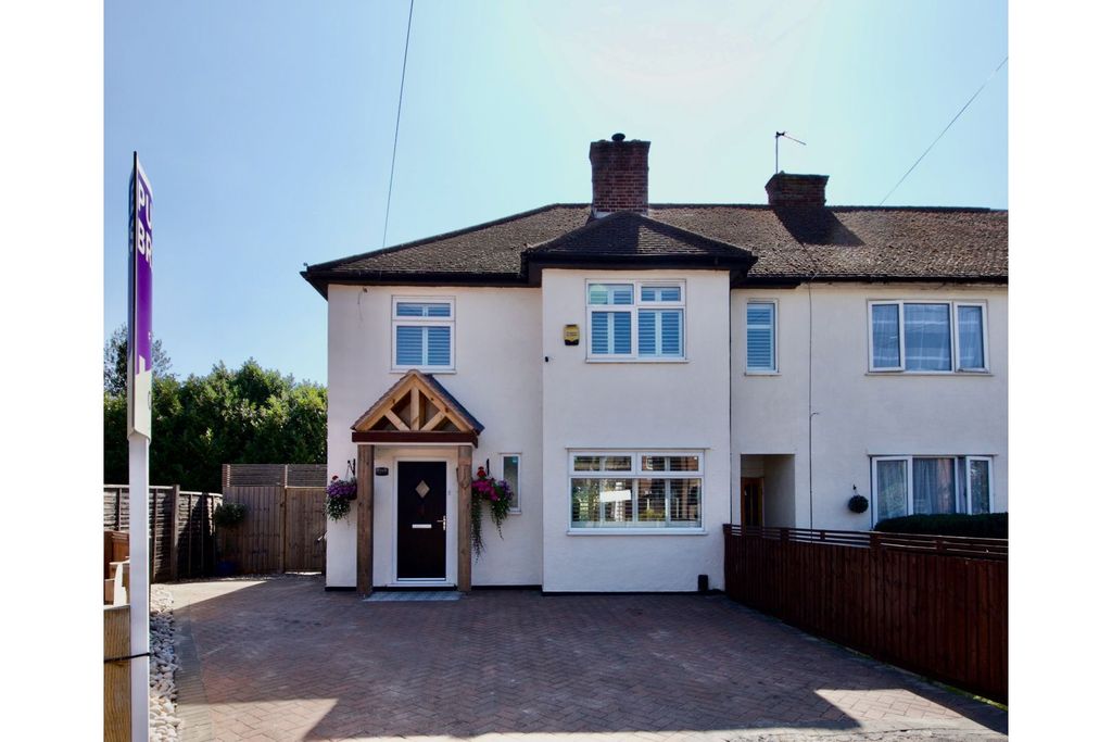 Property photo 1 of 27