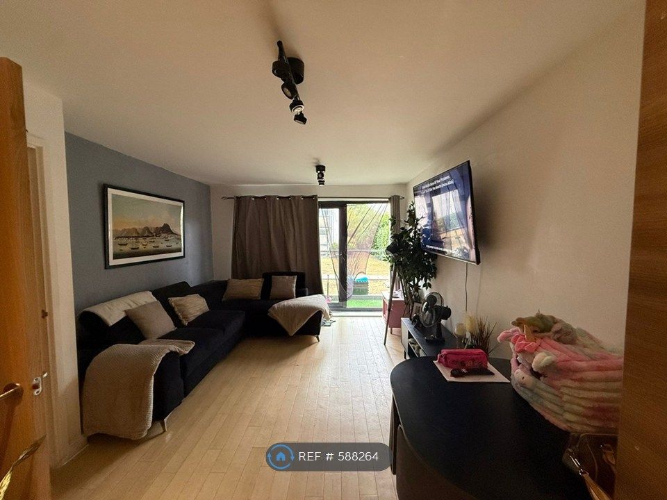 Property photo 2 of 3